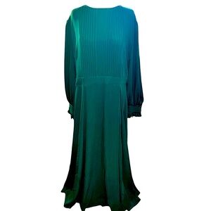 Emerald green, modest maxi dress, sheer lightweight with zipper in back XXL